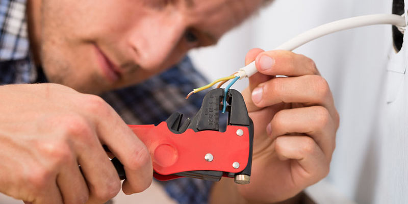 Perilex stopcontact aansluiten